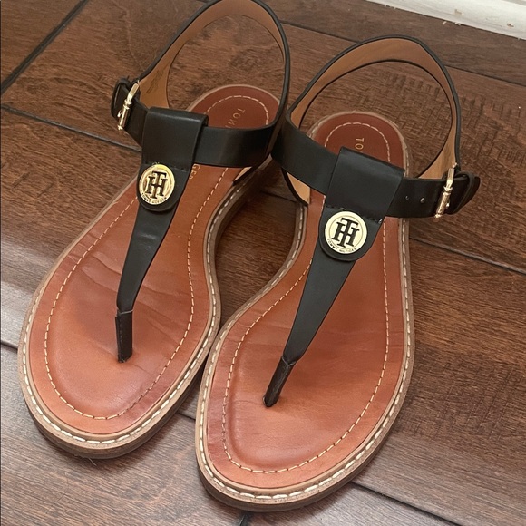 Tommy Hilfiger Black Sandals - Size 7 - Picture 1 of 8
